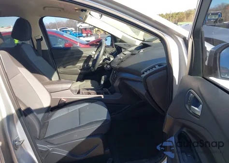 2017 Ford Escape Se from USA, damaged, VIN 1FMCU0G94HUE75575